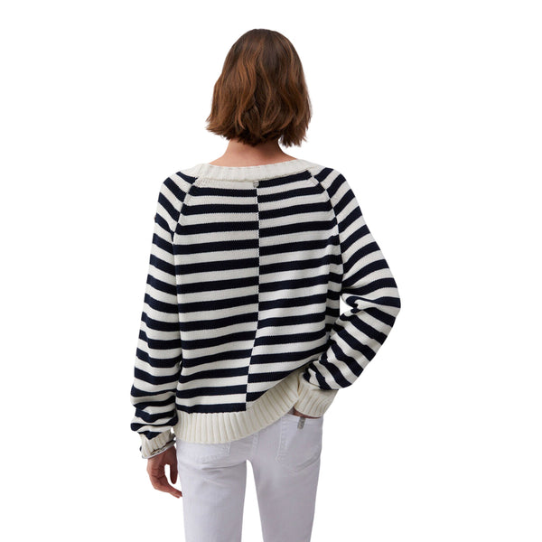 Maglietta a maniche lunghe con ricami gioiello