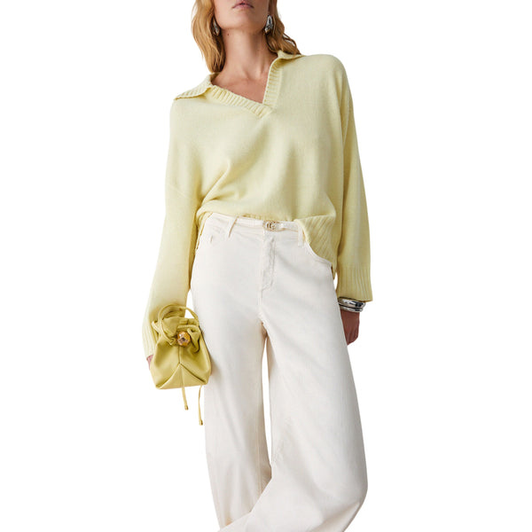 Pantaloni flare con cintura color panna