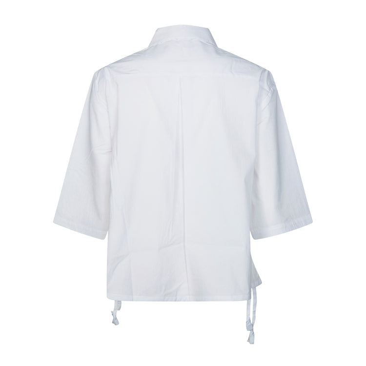 Camicia bianca con maniche a tre quarti 