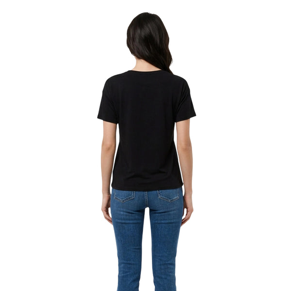 T-shirt nera da donna con stella ricamata