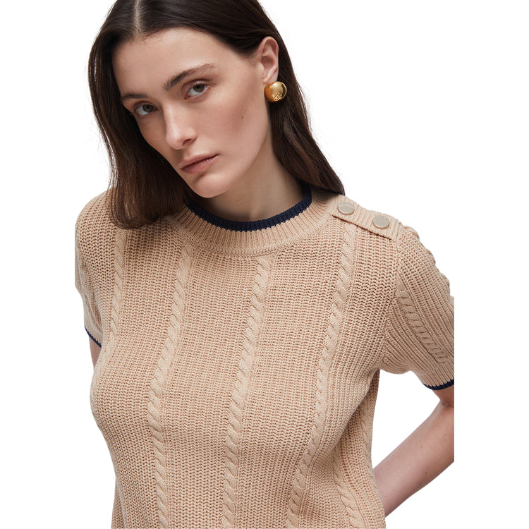 Maglia Donna a trecce con mezze maniche modella frontale ravicinata
