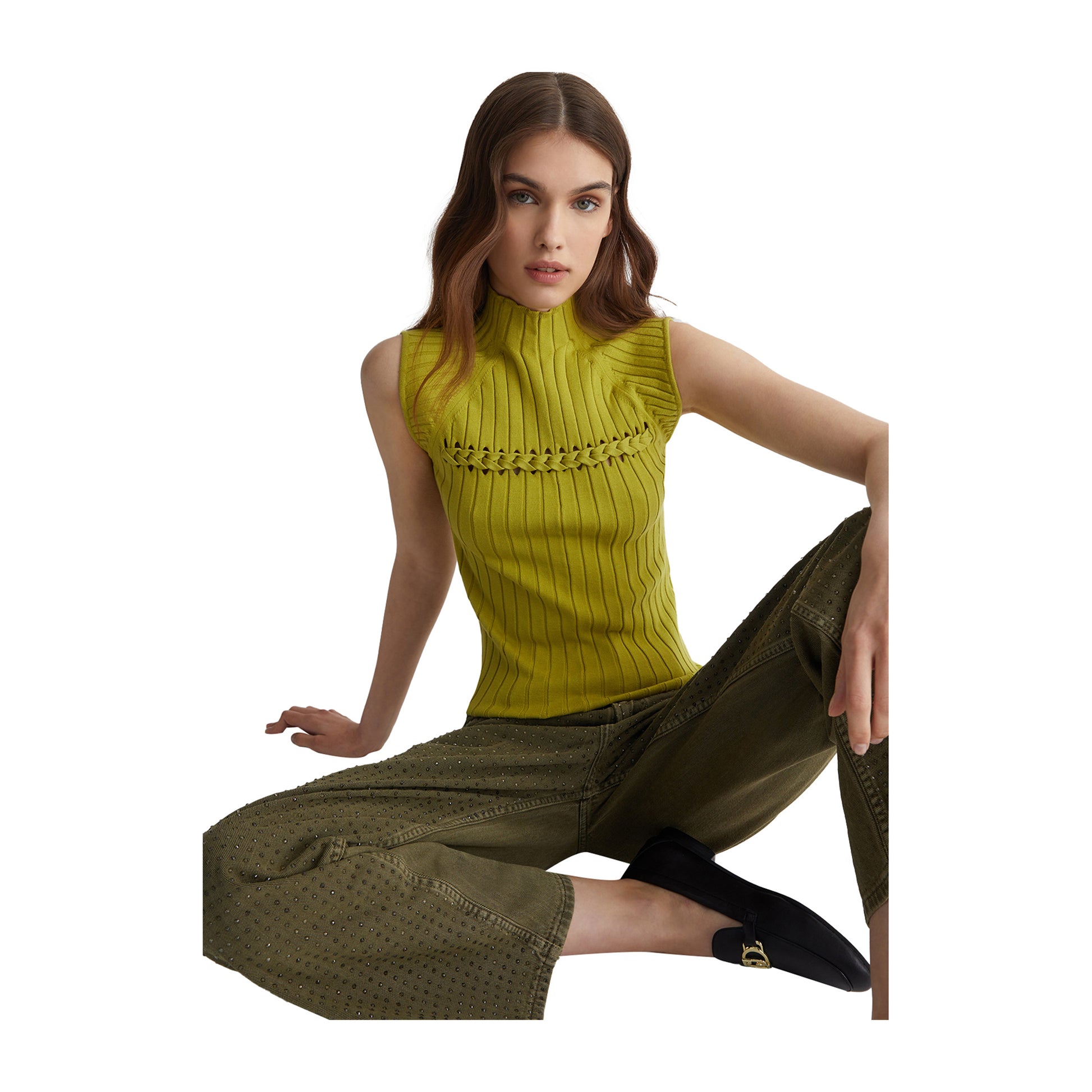 Top Donna in maglia con motivo treccia Verde modella