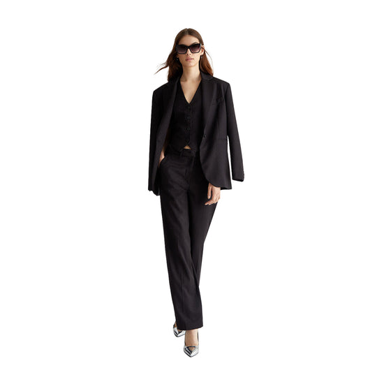 Blazer Donna in Twill Nero modella intera frontale