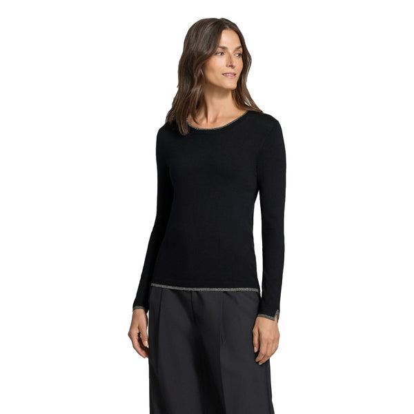 Maglia Donna in nero con dettagli in lurex modella frontale