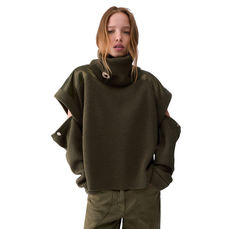 Dolcevita Donna con cut out Verde modella frontale