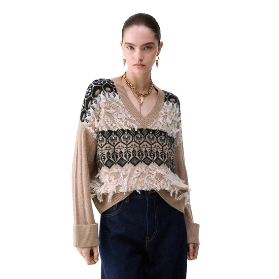 Maglia jacquard Donna con ricami gioiello Beige modella frontale