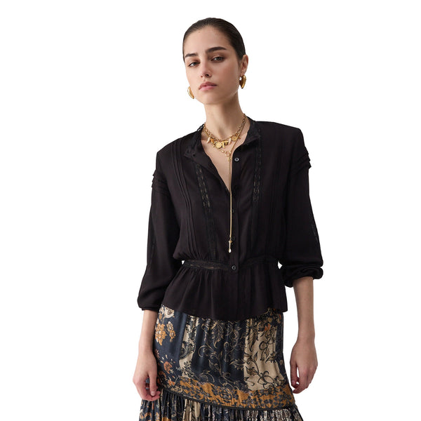 Camicia Donna co dettagli pizzo Nero modella frontale