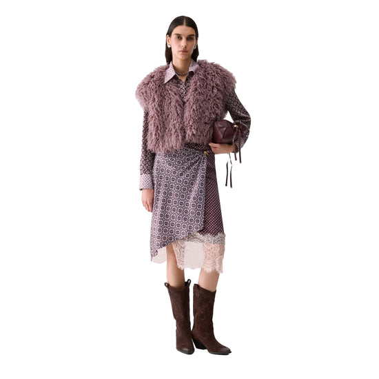 Gilet cropped Donna in teddy rosa modella intera frontale