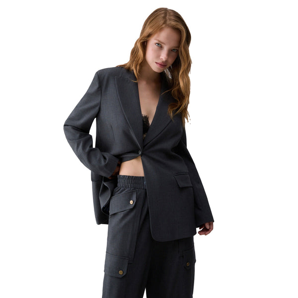 Blazer Donna in flanella grigio modella frontale