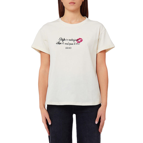T-shirt Donna con maniche con risvolto panna, modella frontale