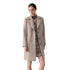 Cappotto midi Donna con bottoni Beige, modella frontale