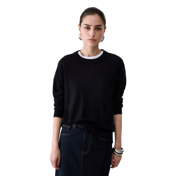 Maglia girocollo Donna Nero modella frontale 