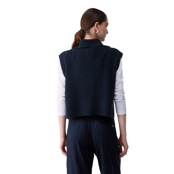 Gilet in maglia Donna con gioiello blu scuro modella retro