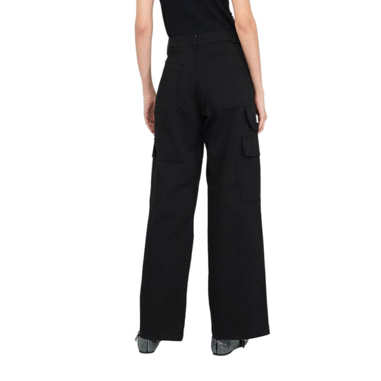 Pantalone Donna modello cargo Nero modella retro