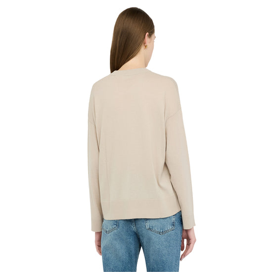 Maglia Donna con patch logata Beige modella retro