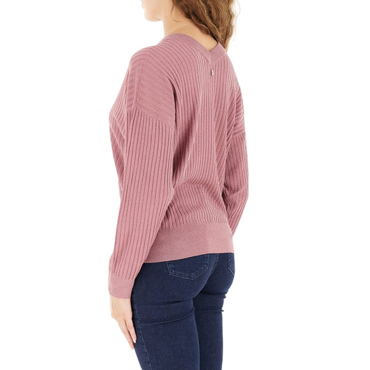 Maglia Donna a coste con scollo a V Rosa modella retro